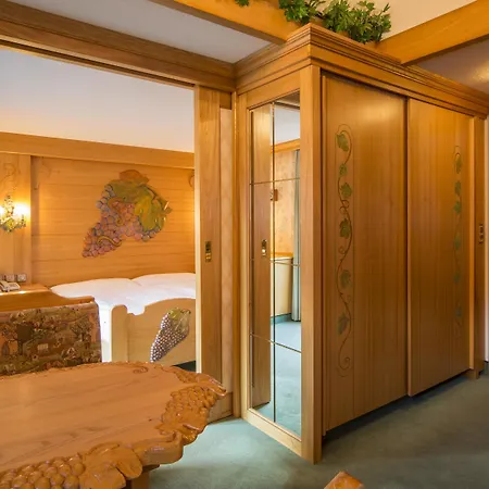 Otel Olympia 3*