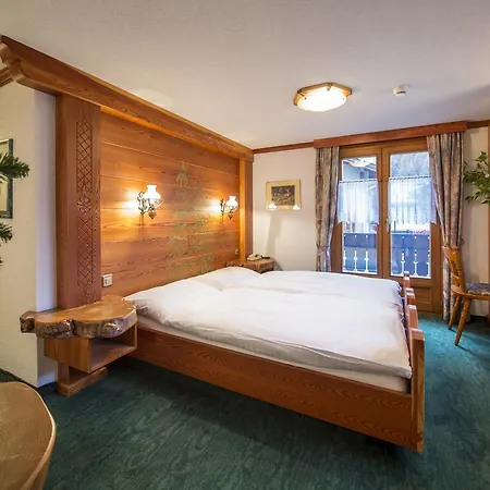 Olympia 3* Saas-Almagell