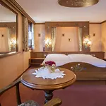 Olympia サース・アルマゲル